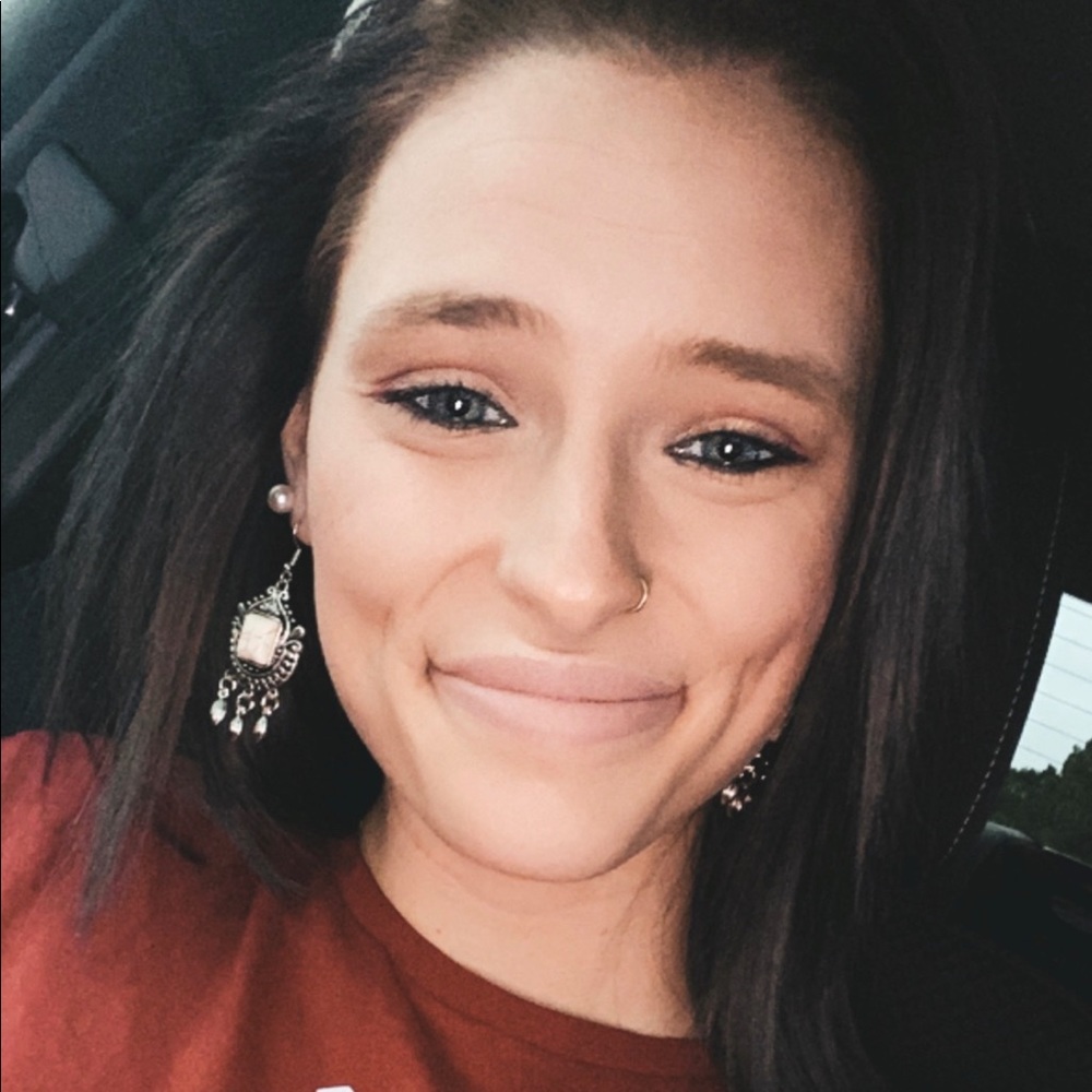 Meet your Posher, Christnya